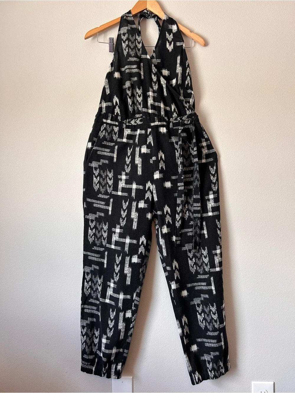 Madewell Black & White Geometric Halter Tie-Waist Jumpsuit - Picture 7 of 14